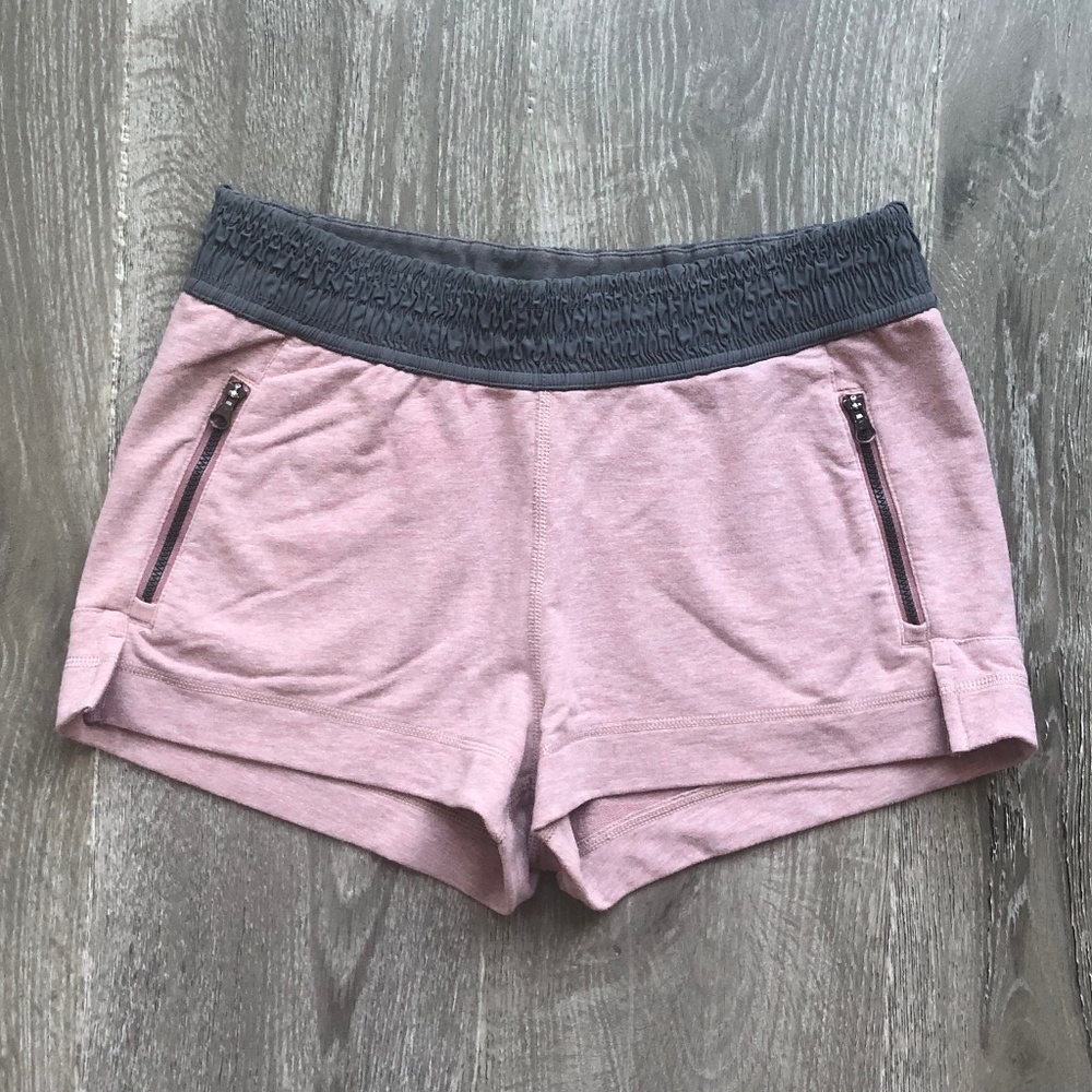 Lululemon All In Short - Picture 5 of 9